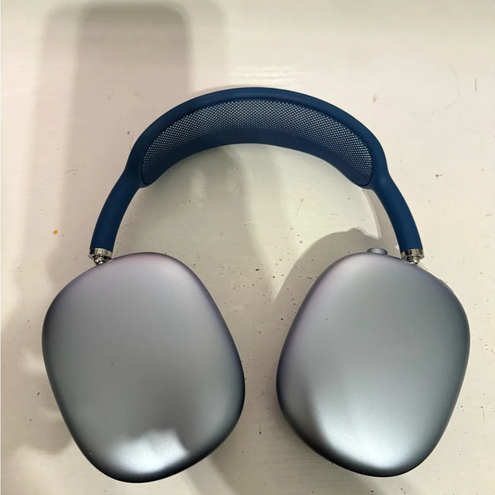 Blue VR Headset with Silver Accents